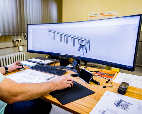 Filtergestell mit Laufsteg aus Edelstahl